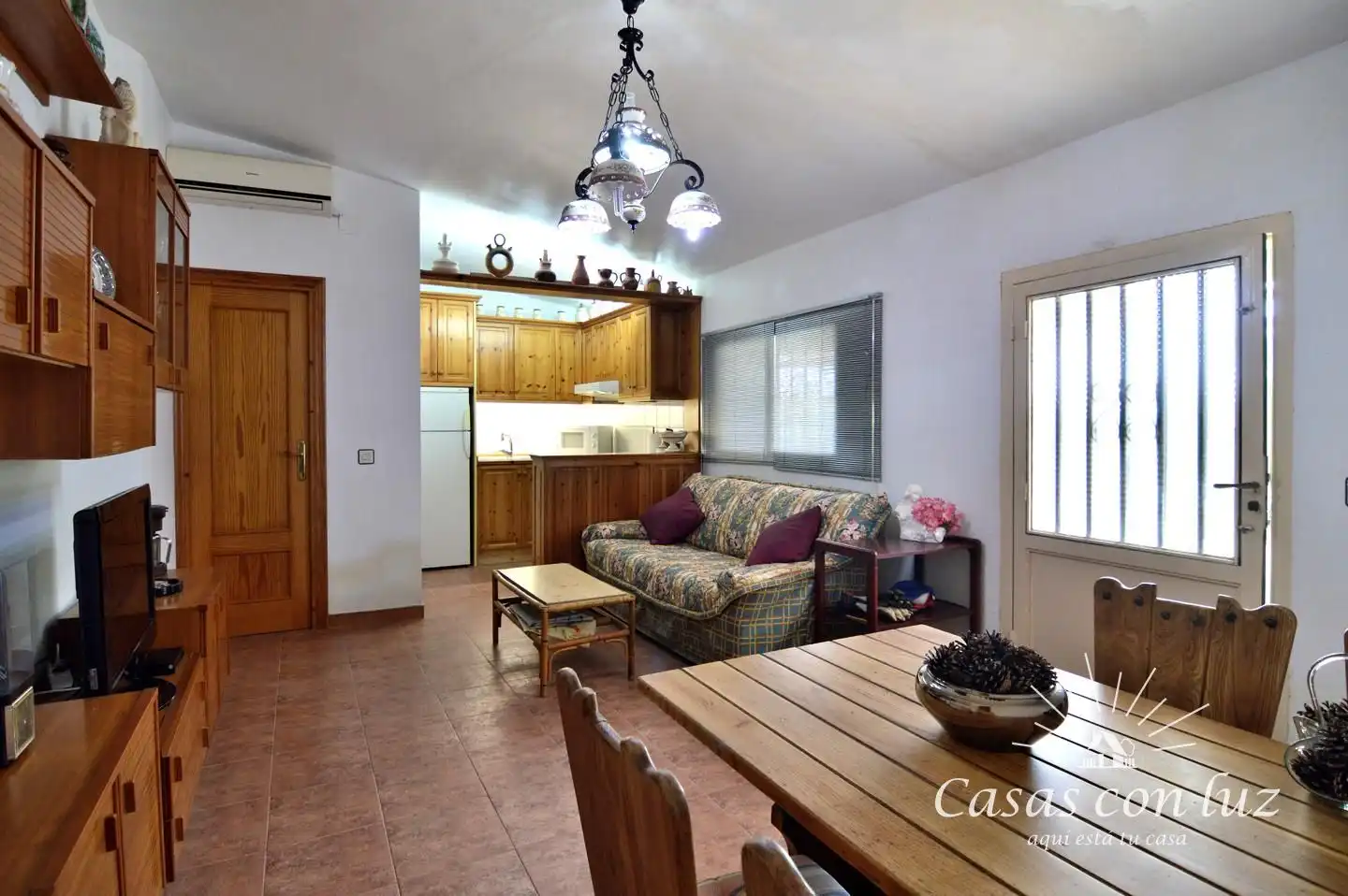 Sala de estar de Finca rústica en venta en Zaragoza con Aire acondicionado, Jardín privado y Amueblado