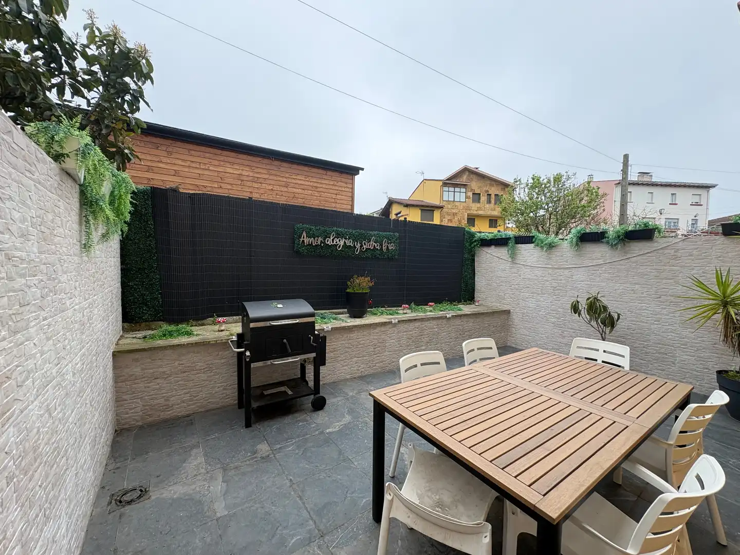 Terrasse von Einfamilien-Reihenhaus zum Verkauf in Carreño mit Heizung, Parkett und Terrasse