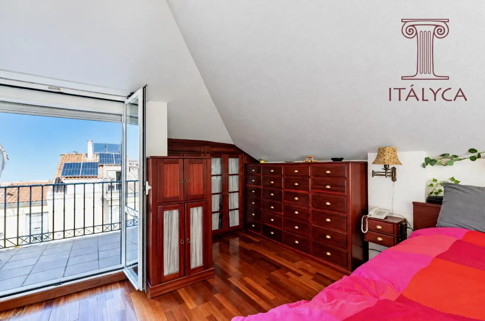 Casa aparellada amb terrassa en venda a Avenida Avenida Clara Campoamor, imagen 44