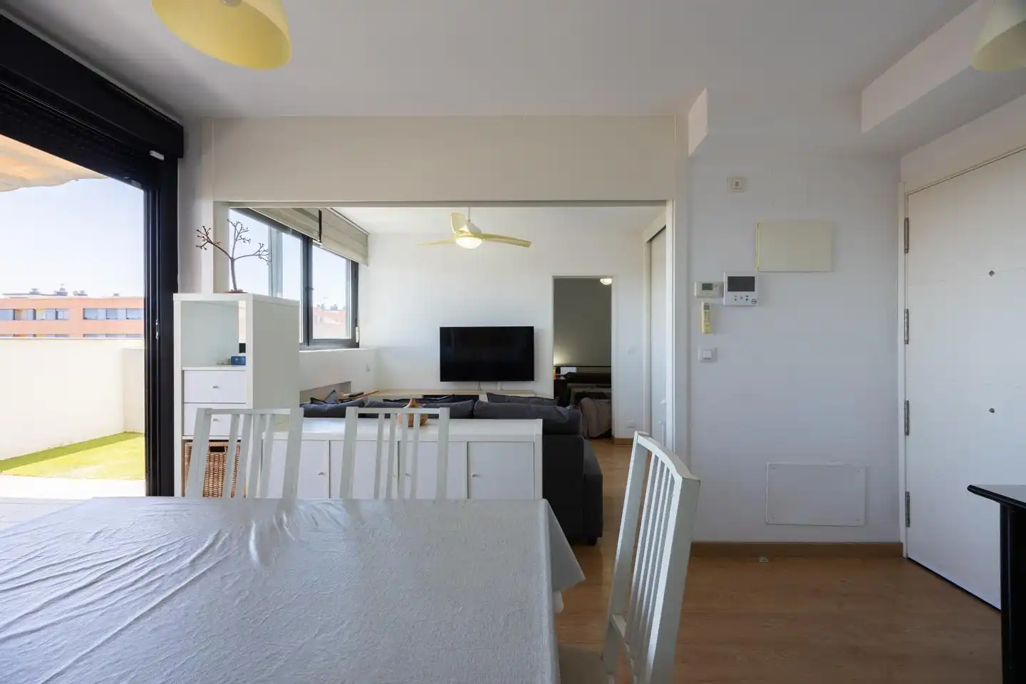 Living room of Attic for rent in Madrid  with Air Conditioner, Heating and Terrace