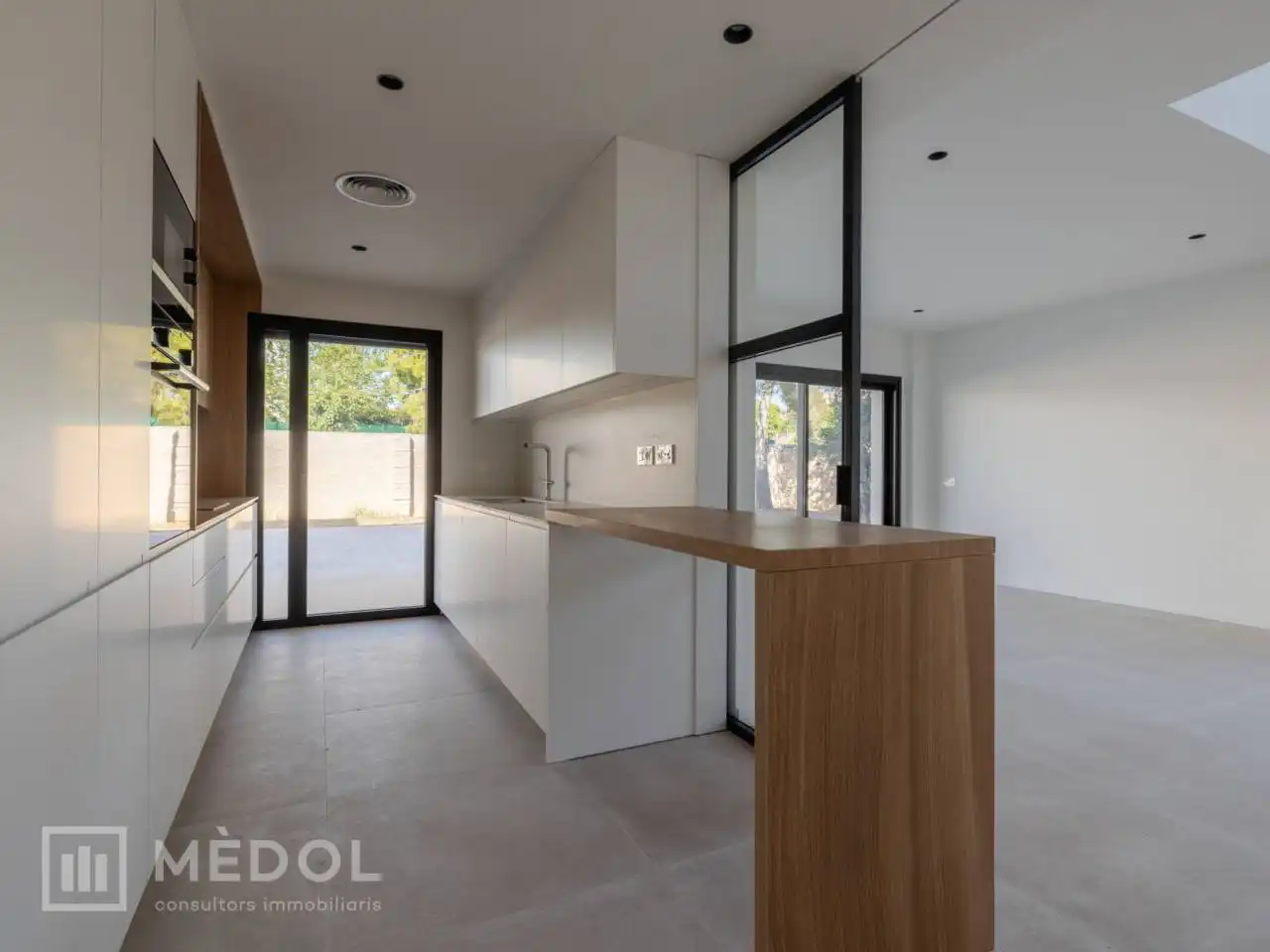 Cuina de Dúplex en venda en Tarragona amb Aire condicionat, Calefacció i Jardí privat