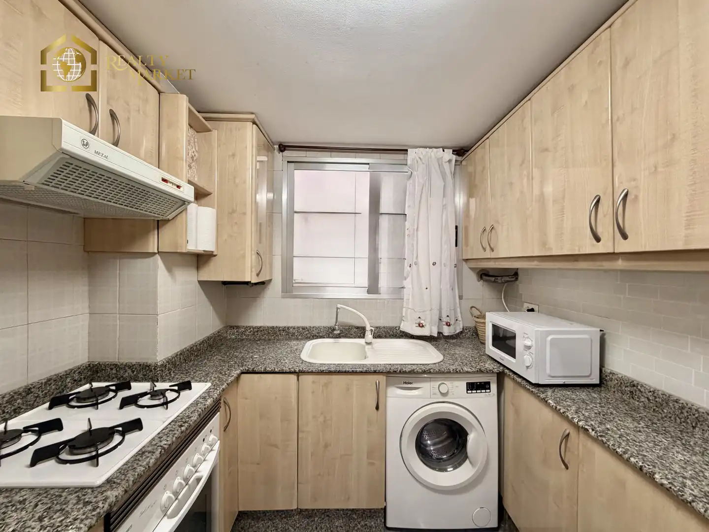 Cocina de Piso de alquiler en Valencia con Trastero y Amueblado