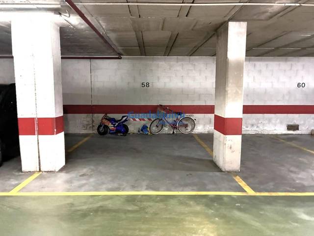 Garaje en Venta en La Buhaira