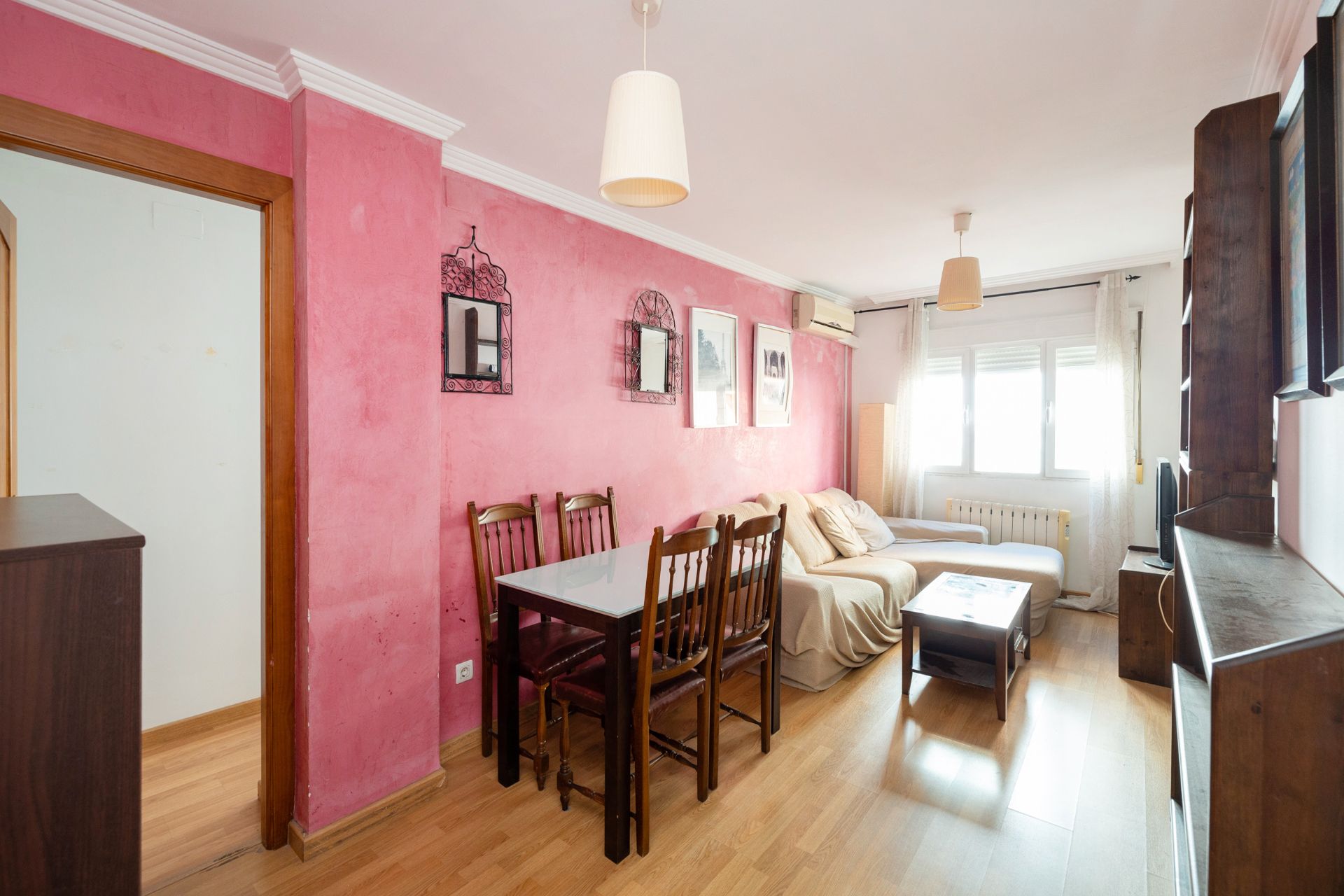 Bedroom of Flat to rent in  Granada Capital  with Air Conditioner, Heating and Furnished