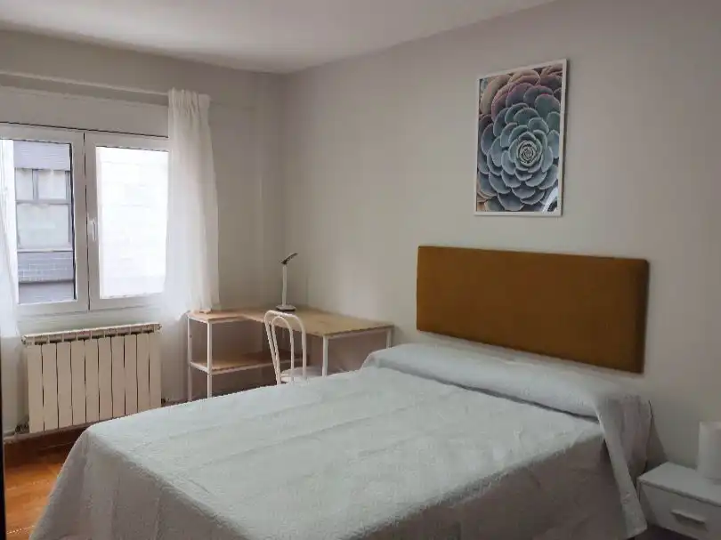 Bedroom of Flat for share in Buenavista - El Cristo