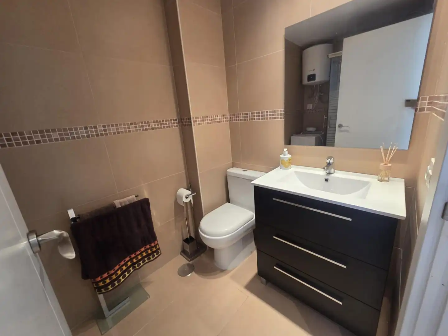 Badezimmer von Wohnung zum Verkauf in Alicante / Alacant mit Möbliert und Gemeinschaftspool