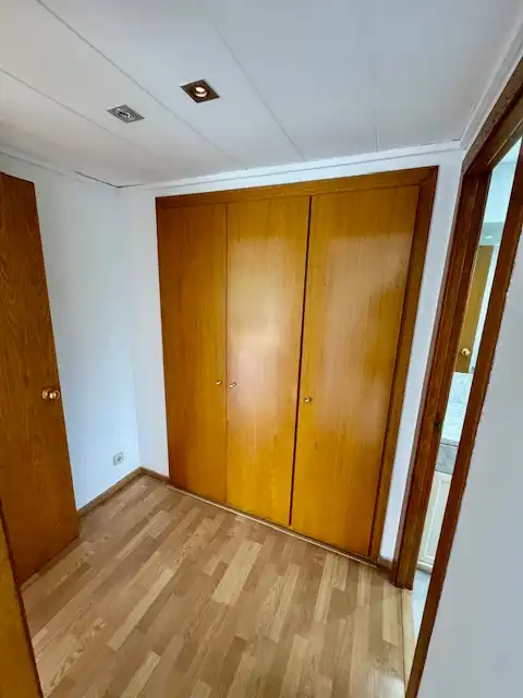 Schlafzimmer von Dachboden zur Miete in Sant Cugat del Vallès mit Klimaanlage, Heizung und Terrasse