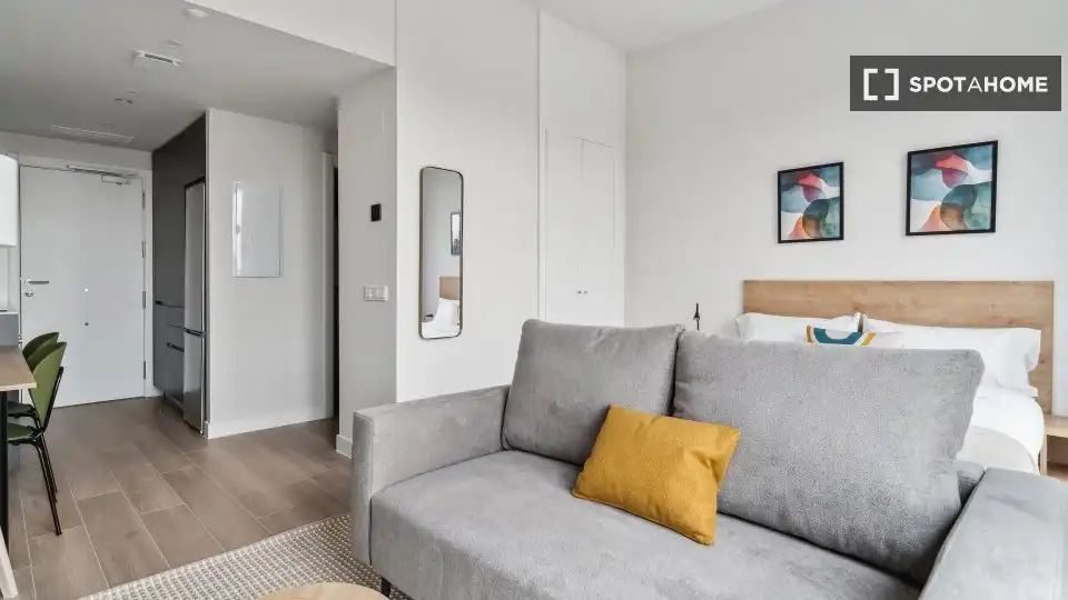 Piso de alquiler en Ensanche de Vallecas - La Gavia