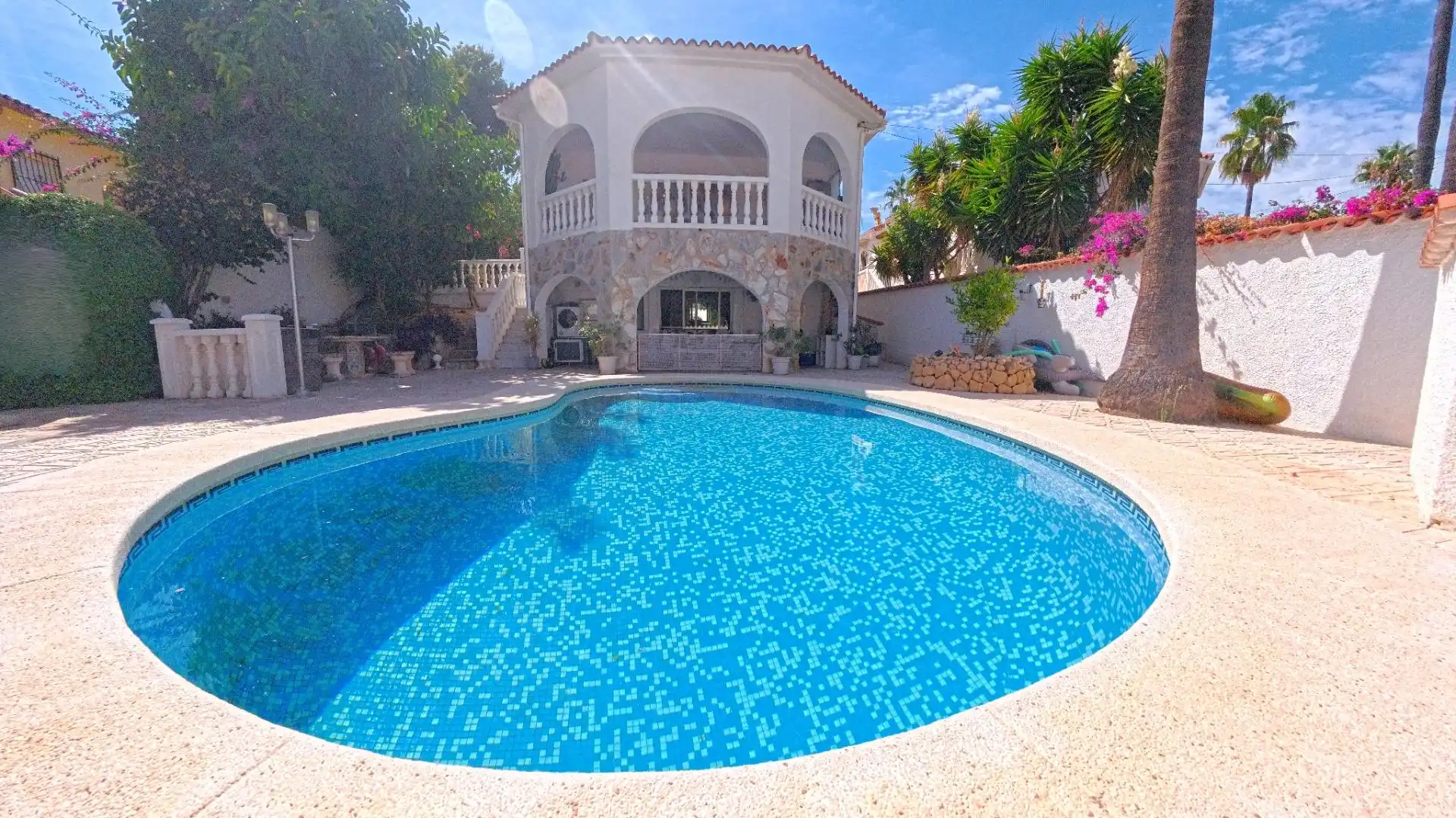 Villa mit Terrasse zum Verkauf in Escandinavia - Cautivador