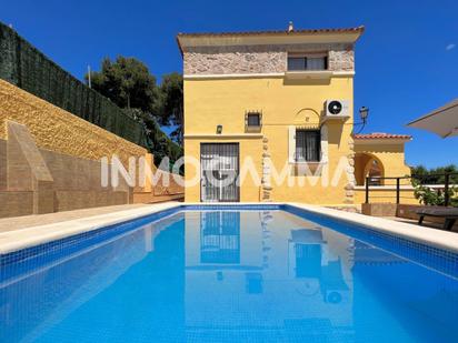 Exterior view of House or chalet for sale in Torrent  with Air Conditioner, Heating and Private garden