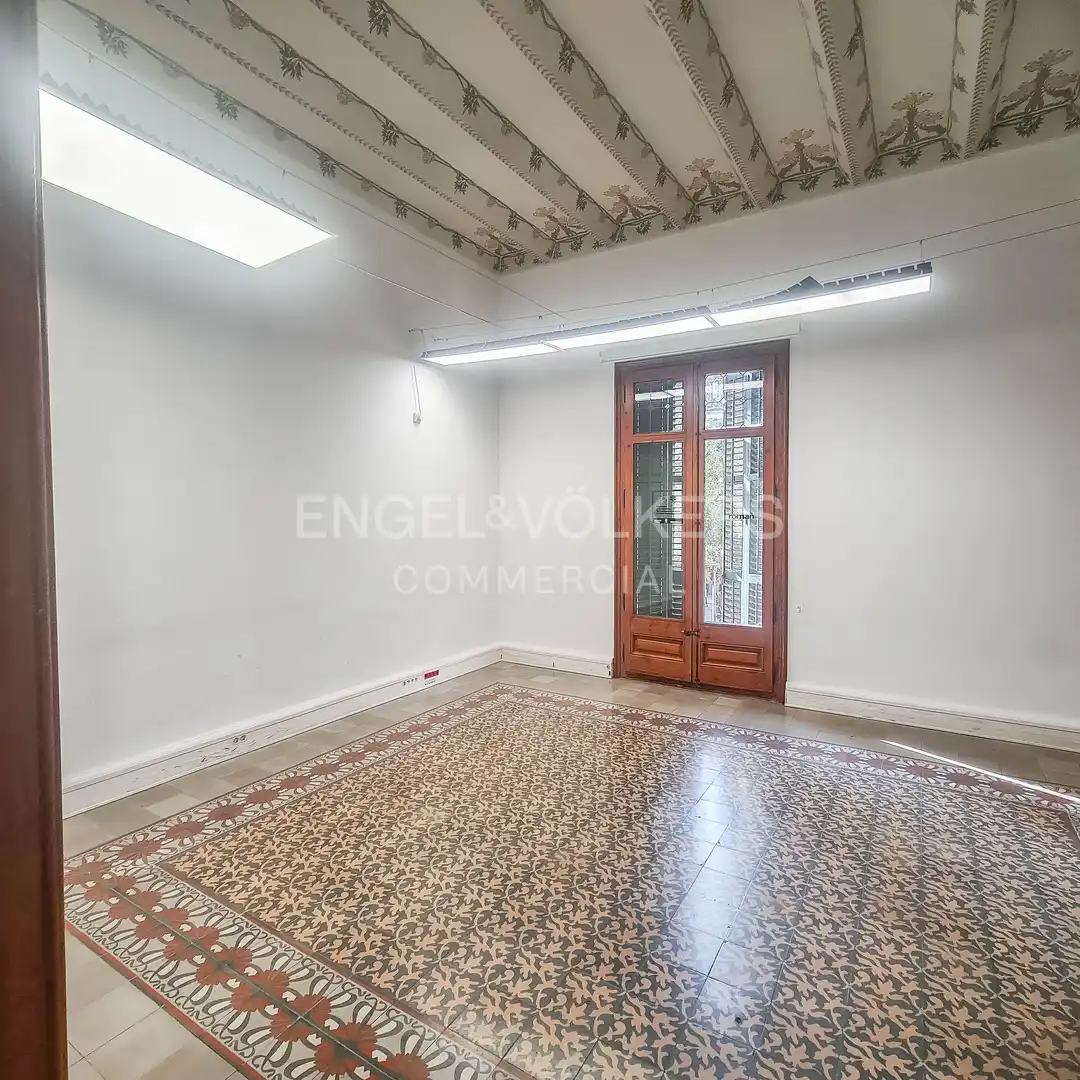 Oficina de lloguer en Eixample