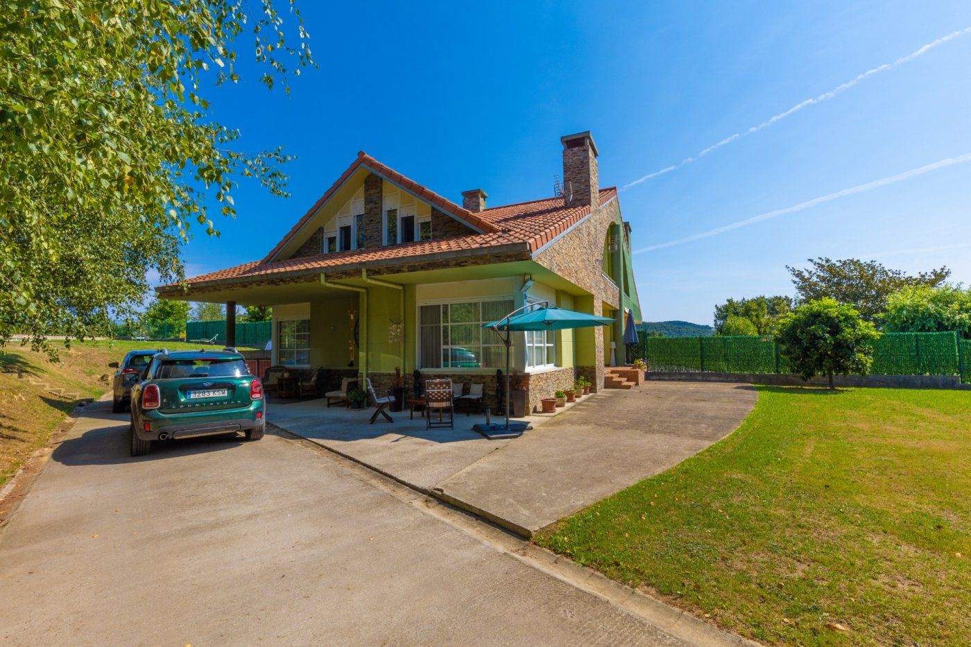 Exterior view of House or chalet for sale in Torrelavega   with Heating, Private garden and Terrace