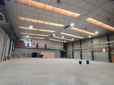 Nave industrial en alquiler en Can Vinyals
