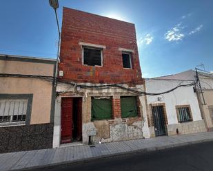 Exterior view of House or chalet for sale in Badajoz Capital  with Terrace