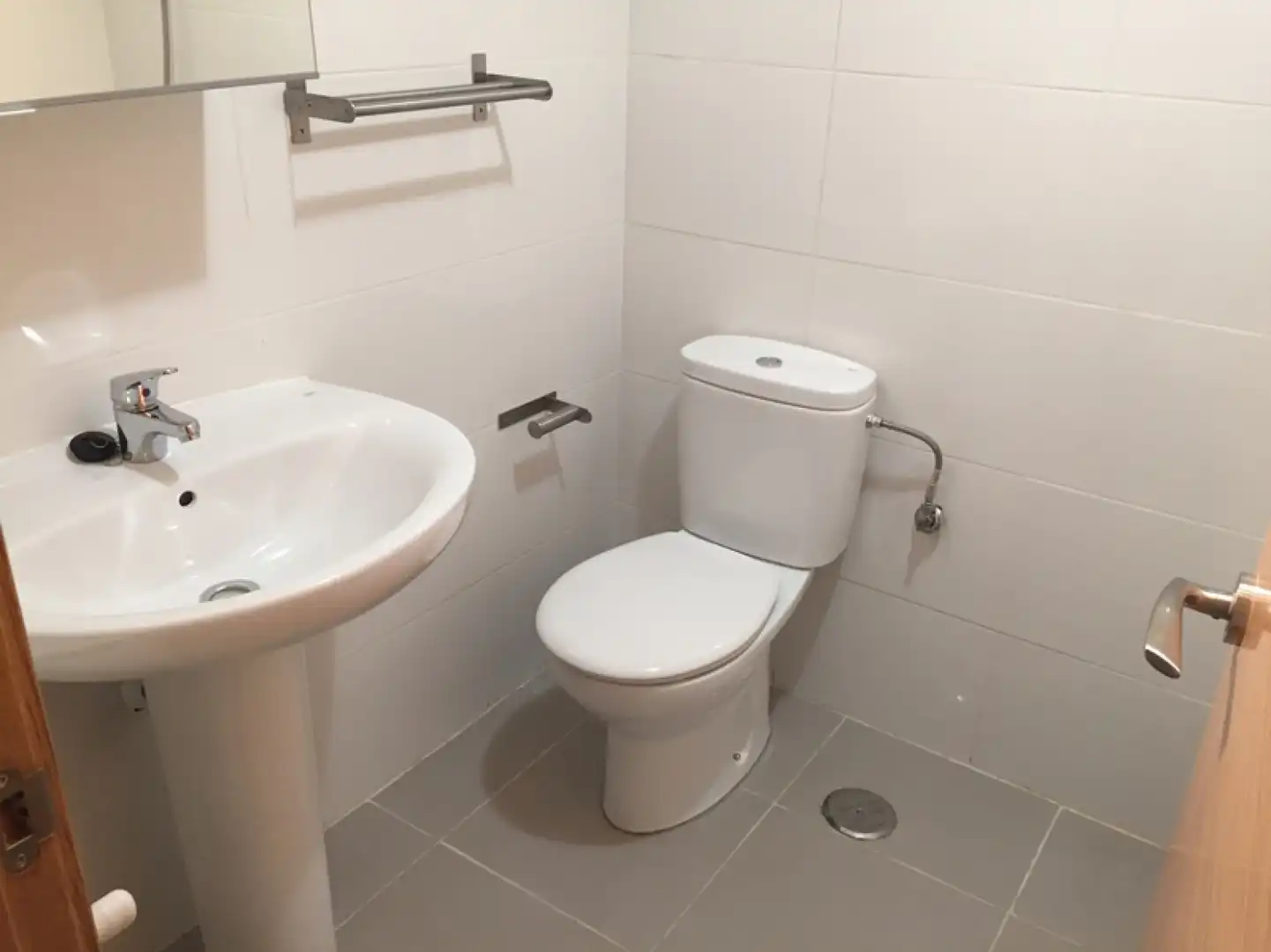 Badezimmer von Wohnung zum Verkauf in Castañeda mit Heizung, Parkett und Abstellraum