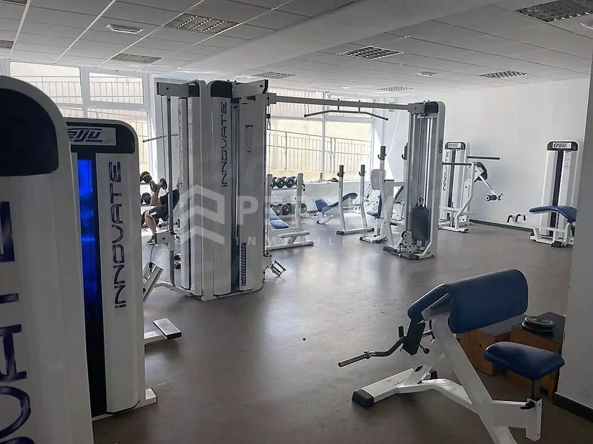Piso en venta en Roquetas de Mar con Aire acondicionado, Jardín privado y Terraza