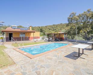 Swimming pool of Land for sale in El Pedroso