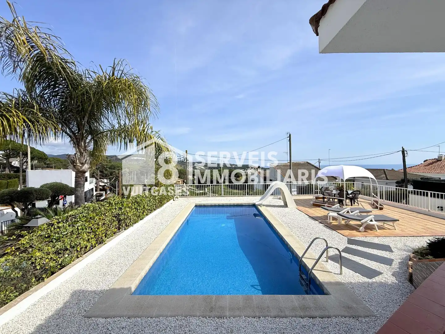 Vista exterior de Casa adosada en venta en Sant Pol de Mar con Calefacción, Jardín privado y Terraza
