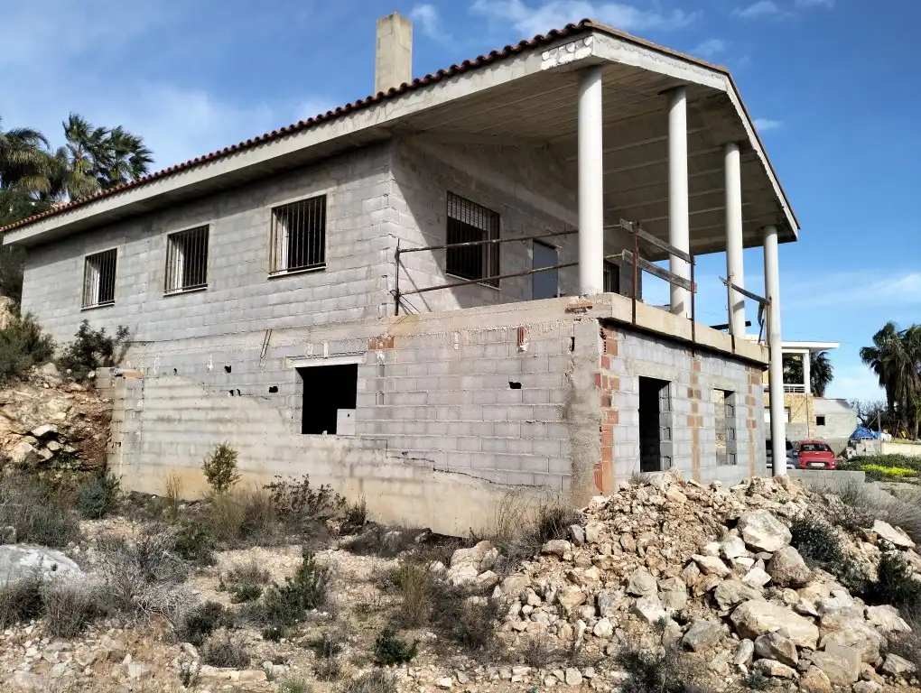 Außenansicht von Haus oder Chalet zum Verkauf in Alginet mit Terrasse
