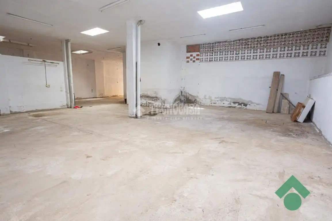 Geschaftsraum zum Verkauf in Algeciras