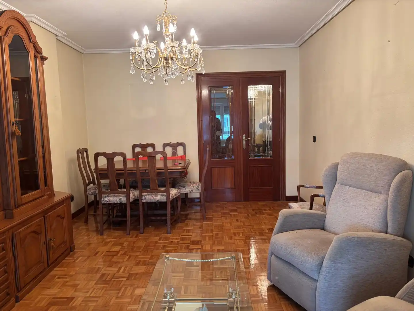 Comedor de Piso de alquiler en  Pamplona / Iruña con Calefacción, Parquet y Amueblado