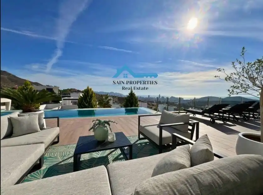 Chalet con terraza en venta en Golf Bahía, imagen 27