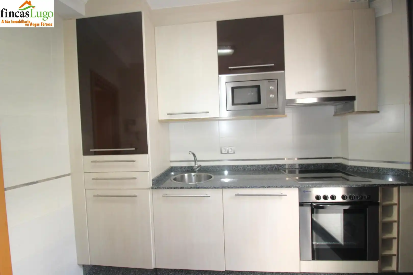 Apartamento con ascensor en venta en Centro - Recinto Amurallado, imagen 3