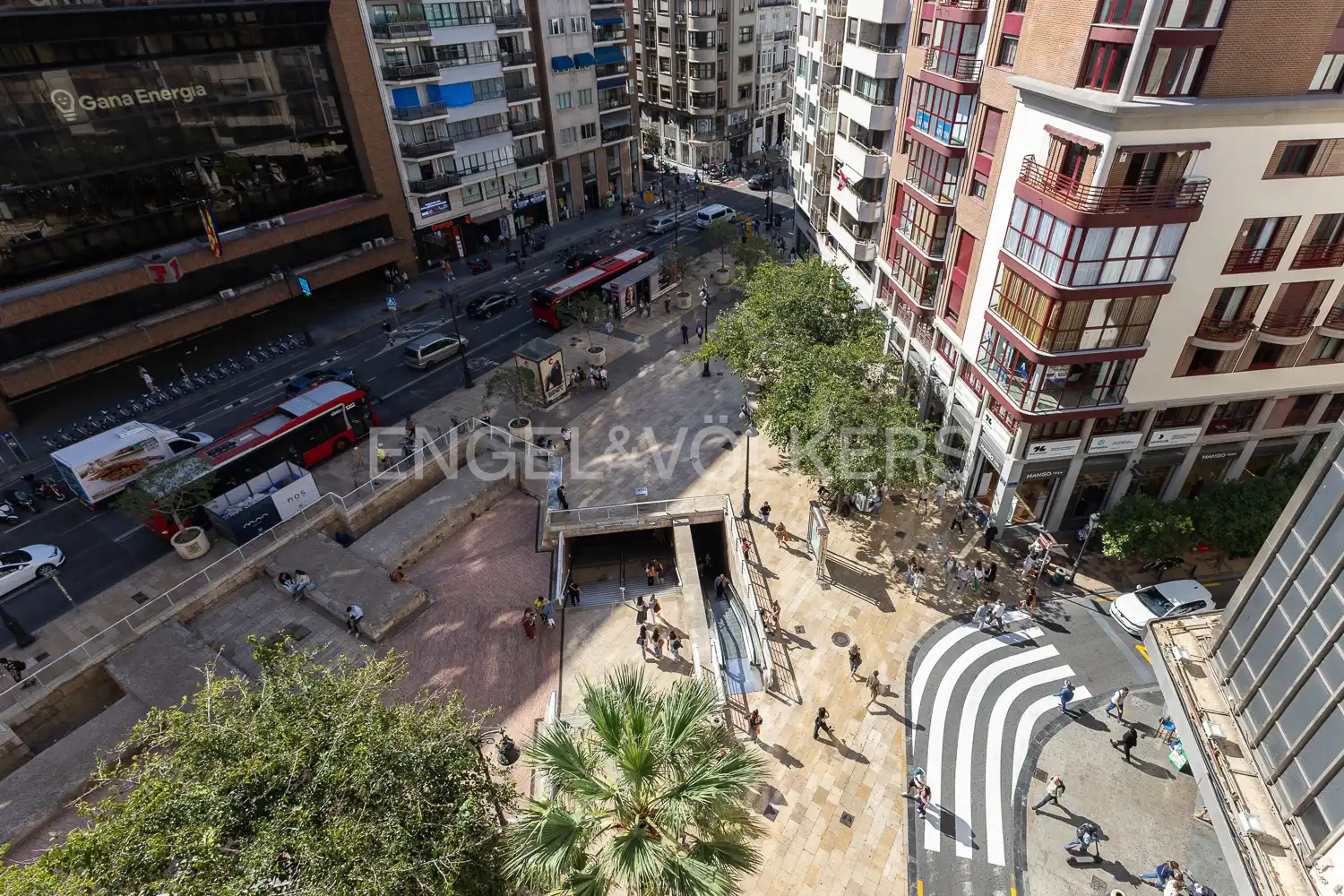 Außenansicht von Wohnung zum Verkauf in Valencia mit Klimaanlage und Heizung