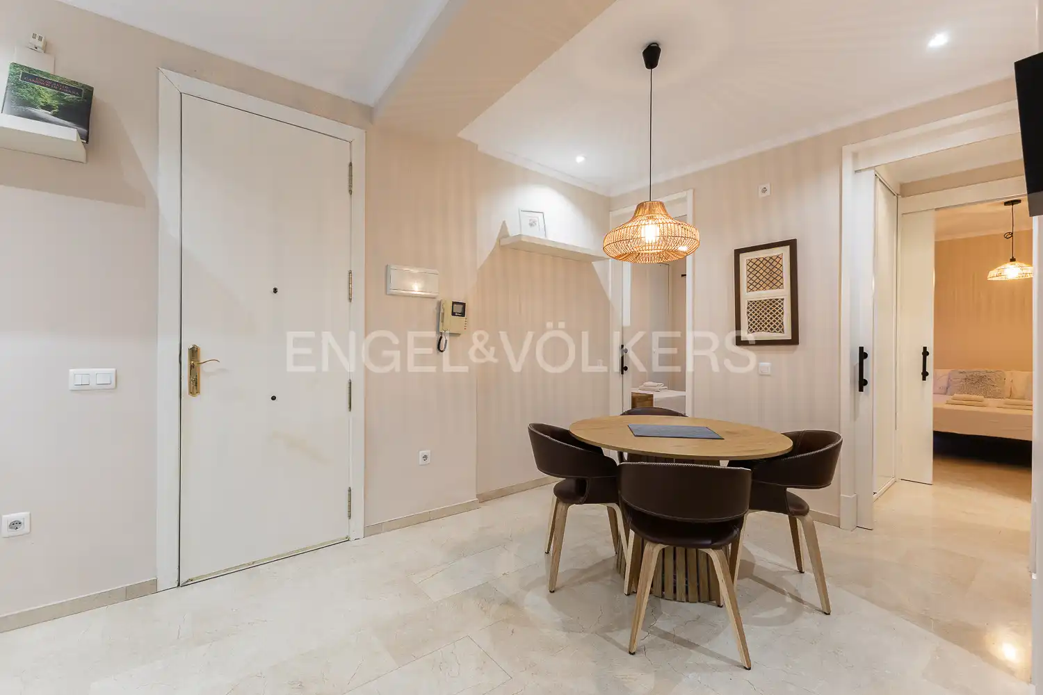 Comedor de Piso en venta en Valencia con Aire acondicionado, Calefacción y Balcón