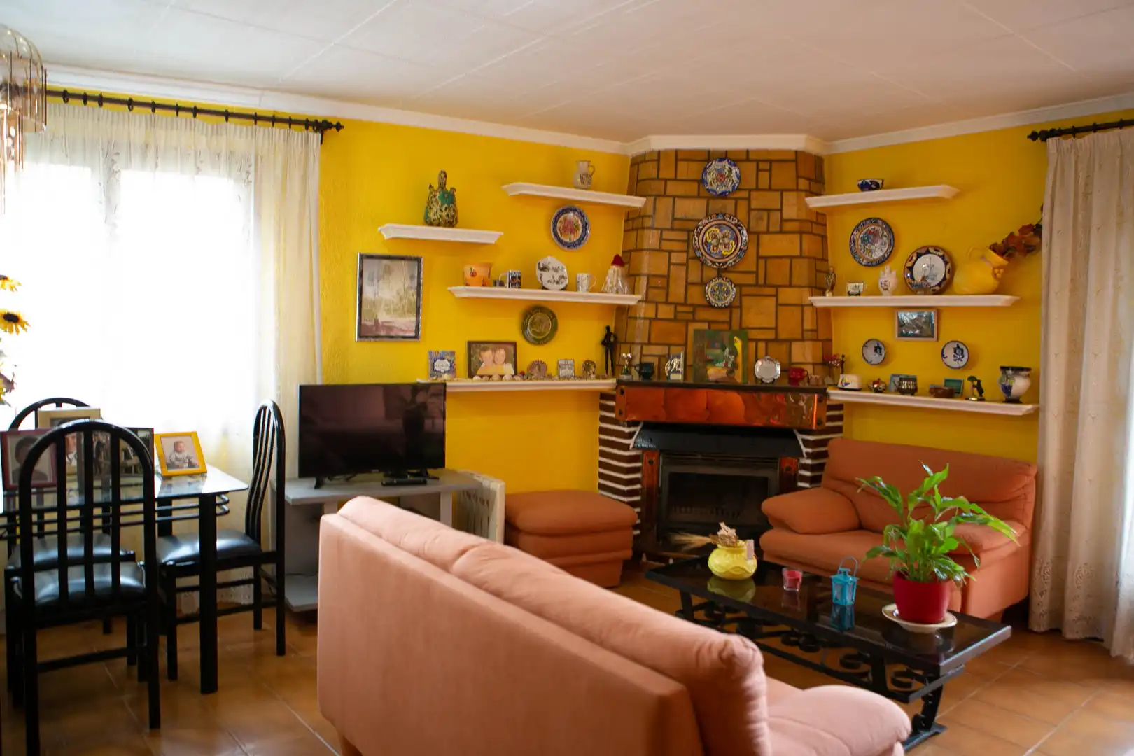Sala de estar de Casa o chalet en venta en Begur con Calefacción, Jardín privado y Terraza