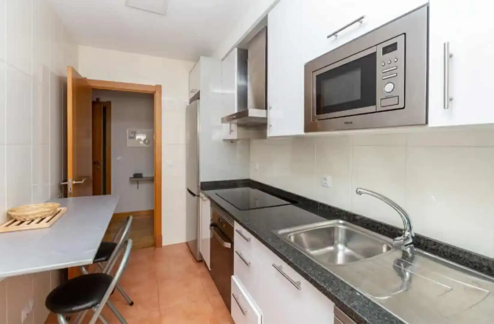 Kitchen of Flat for rent in A Illa de Arousa 