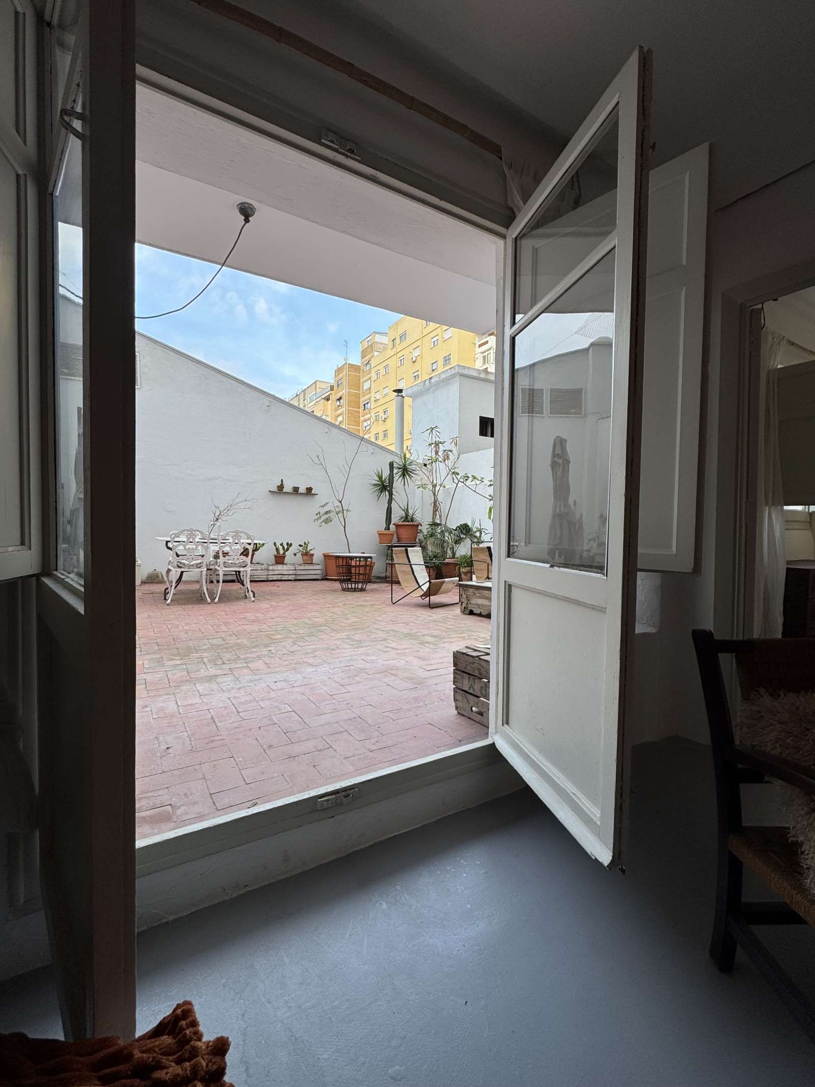 Terrace of Apartment to share in  Valencia Capital  with Air Conditioner, Heating and Terrace