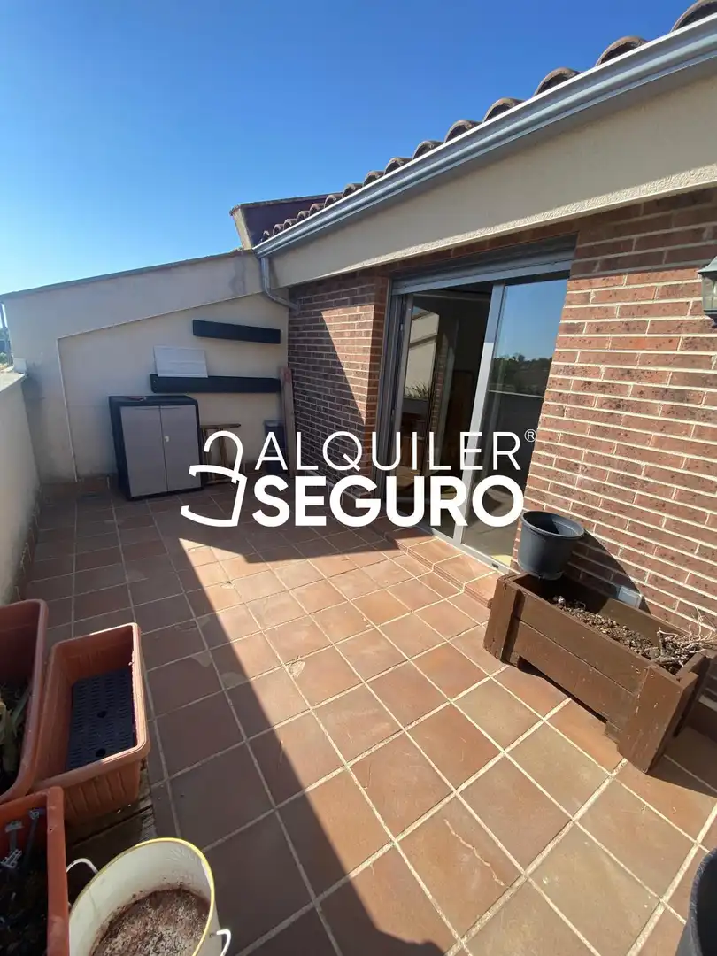Terraza de Piso de alquiler en Horche con Calefacción y Terraza