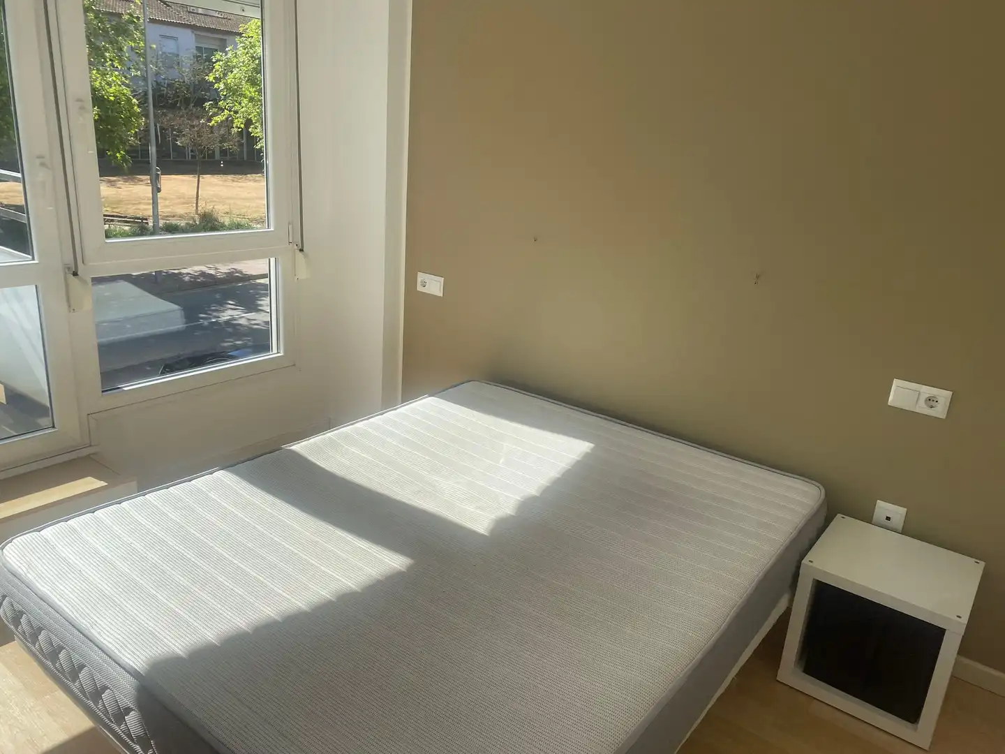 Habitación de Apartamento en venta en Palamós con Calefacción y Balcón