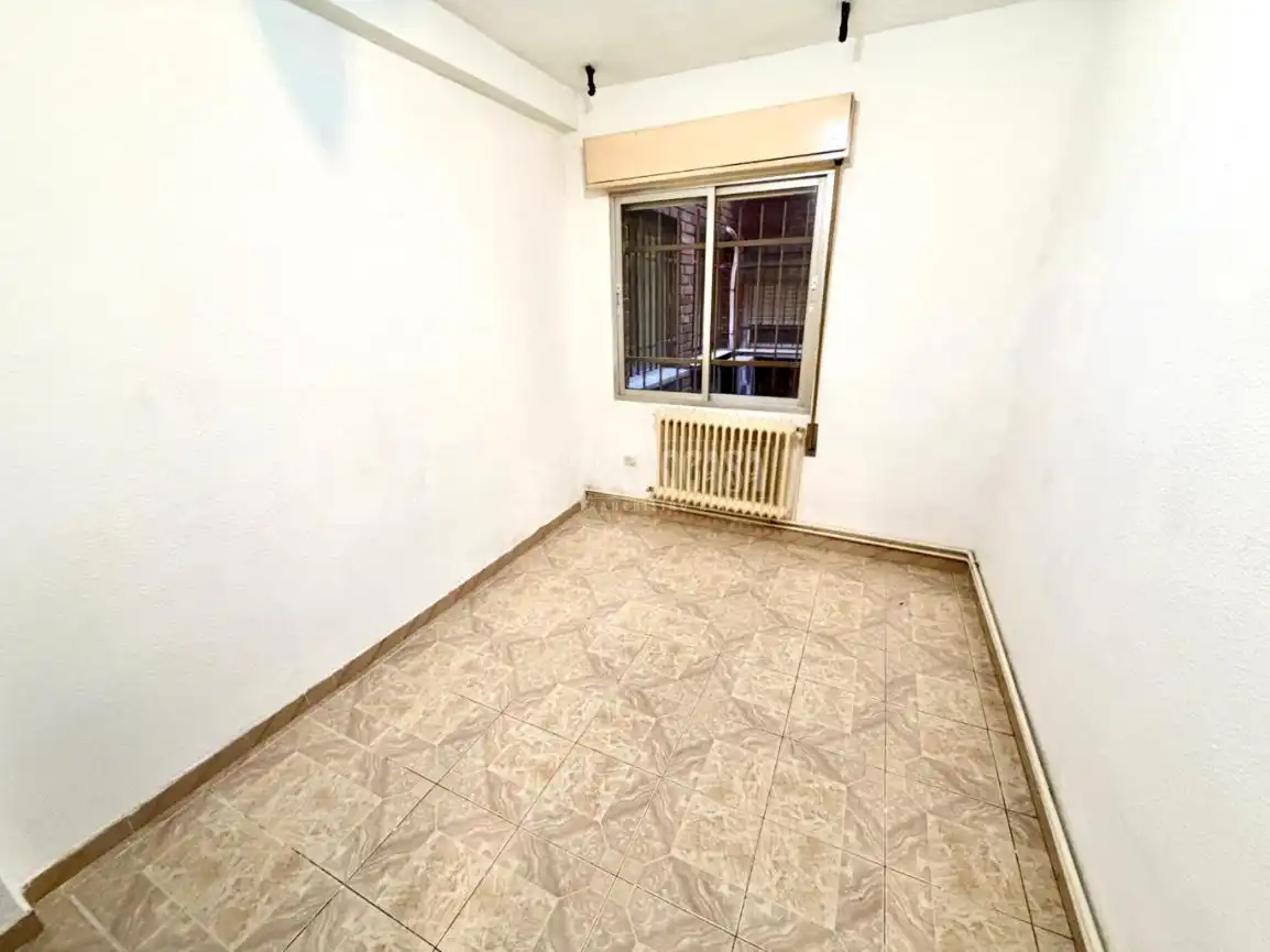Habitación de Piso en venta en Fuenlabrada con Terraza y Internet