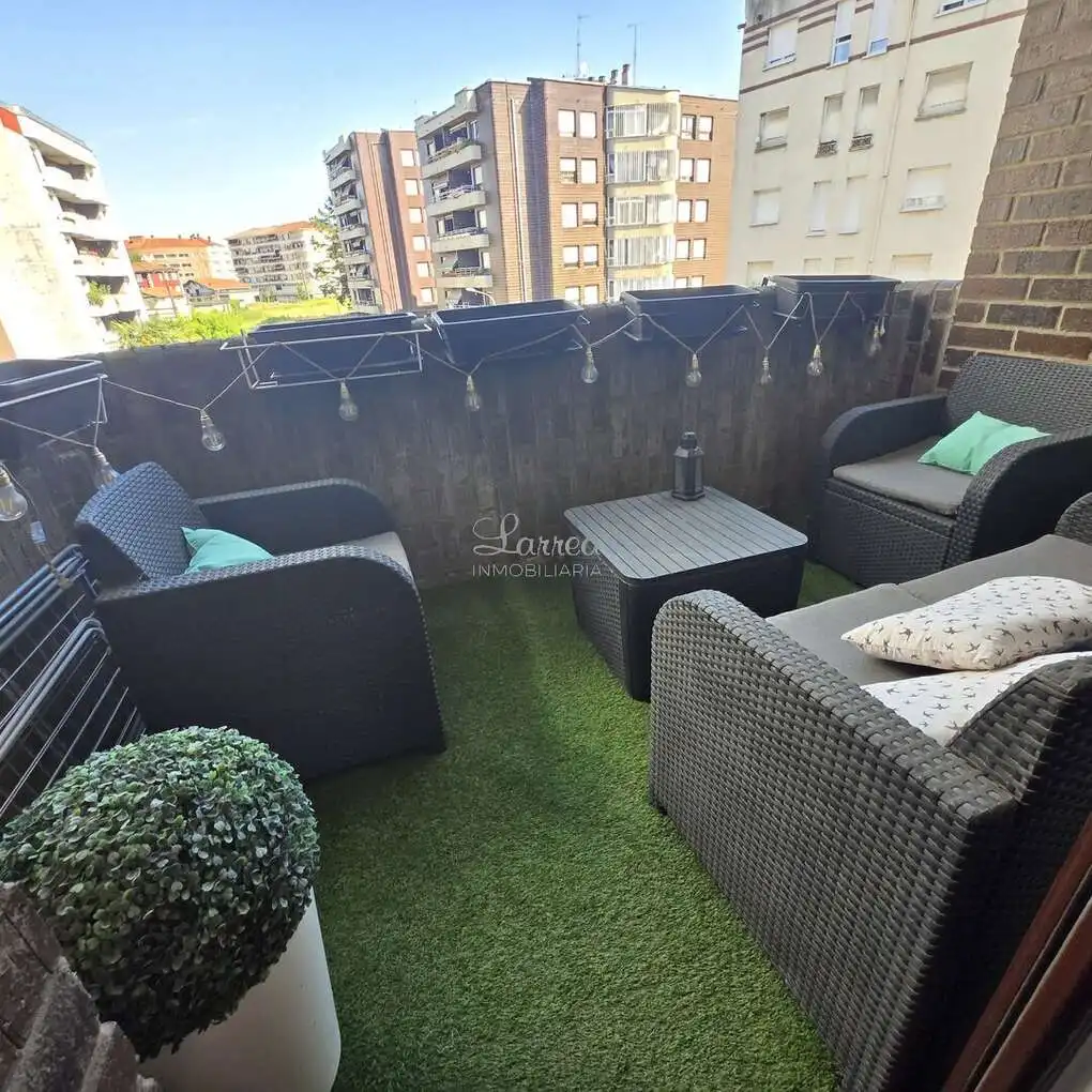 Terraza de Piso en venta en Amorebieta-Etxano con Calefacción, Terraza y Trastero