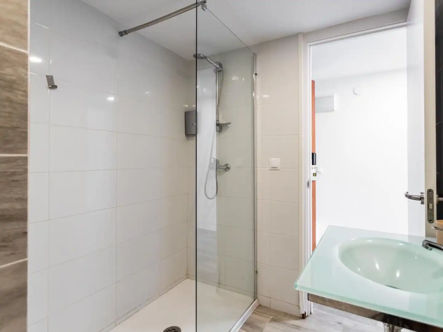 Baño de Apartamento en venta en Fuengirola con Aire acondicionado, Piscina y Amueblado