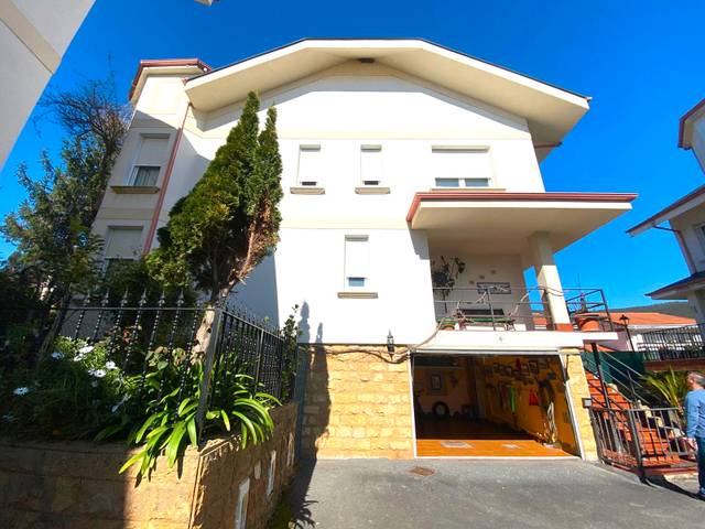 Casa-chalet en Venta en S-504 en Sámano