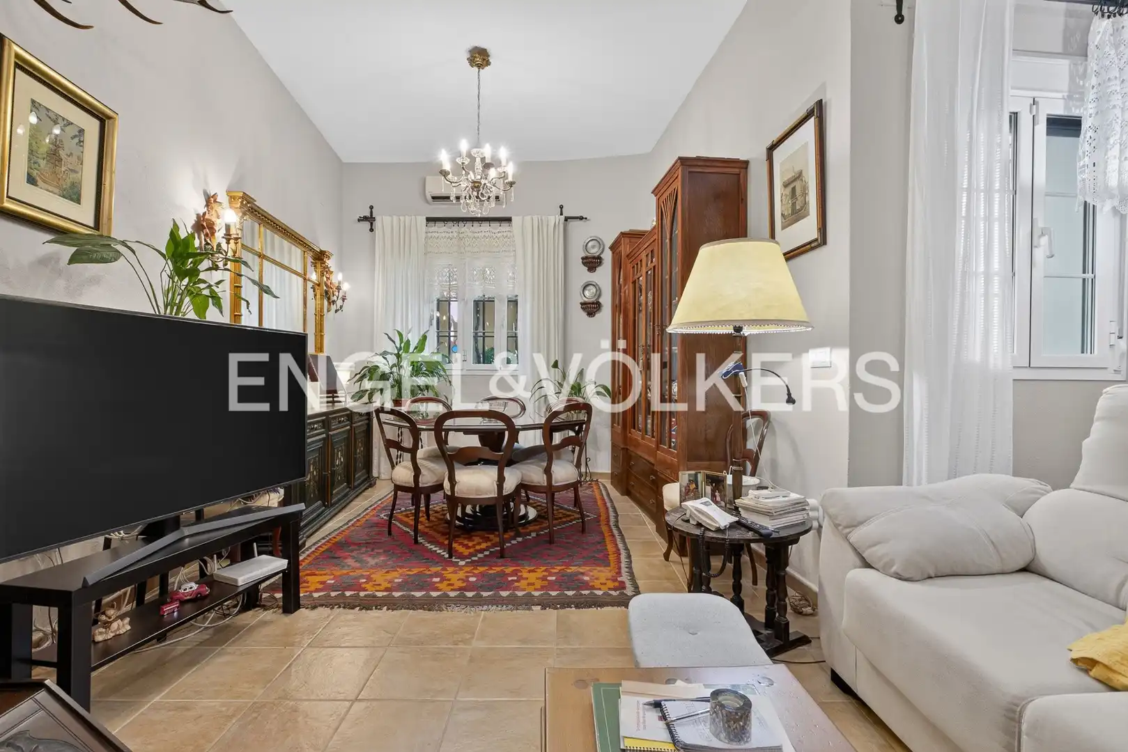 Comedor de Casa adosada en venta en Gerena con Aire acondicionado y Calefacción