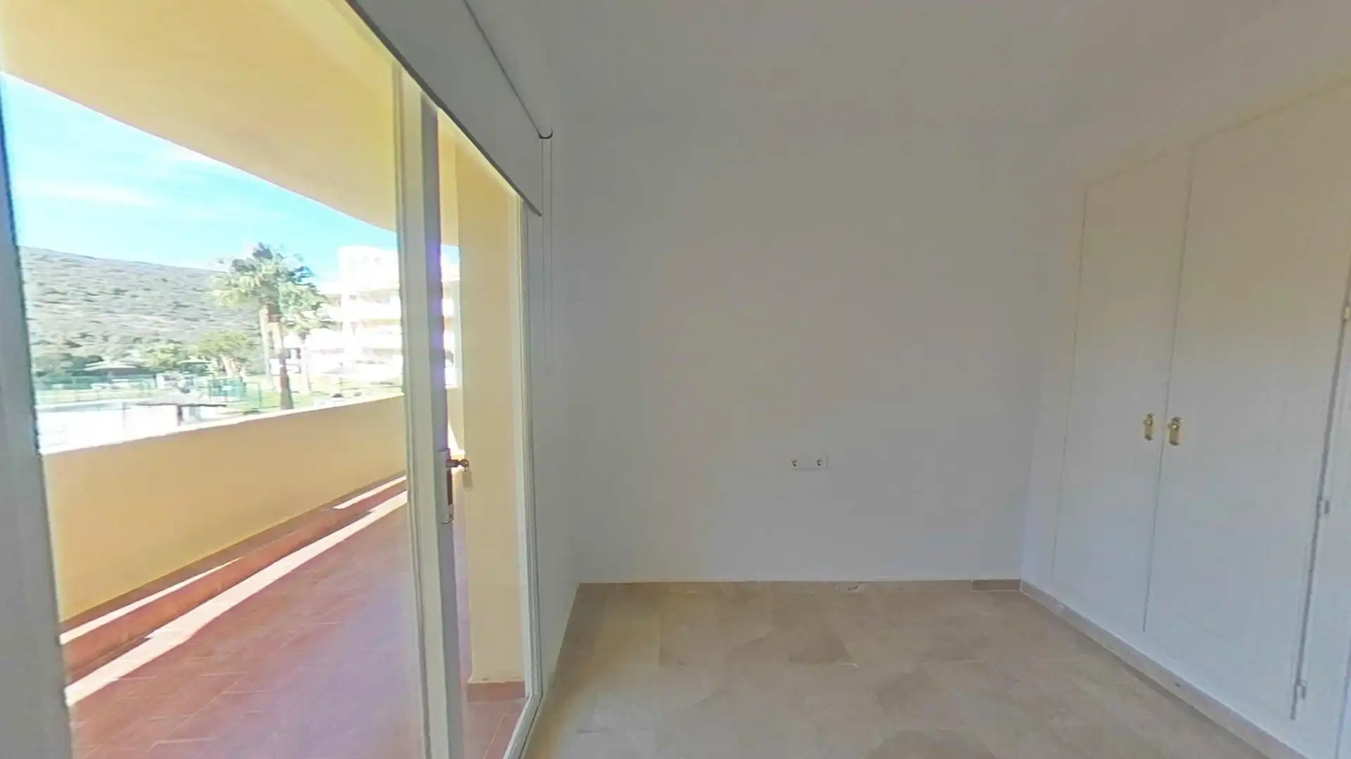 Terraza de Piso en venta en Manilva