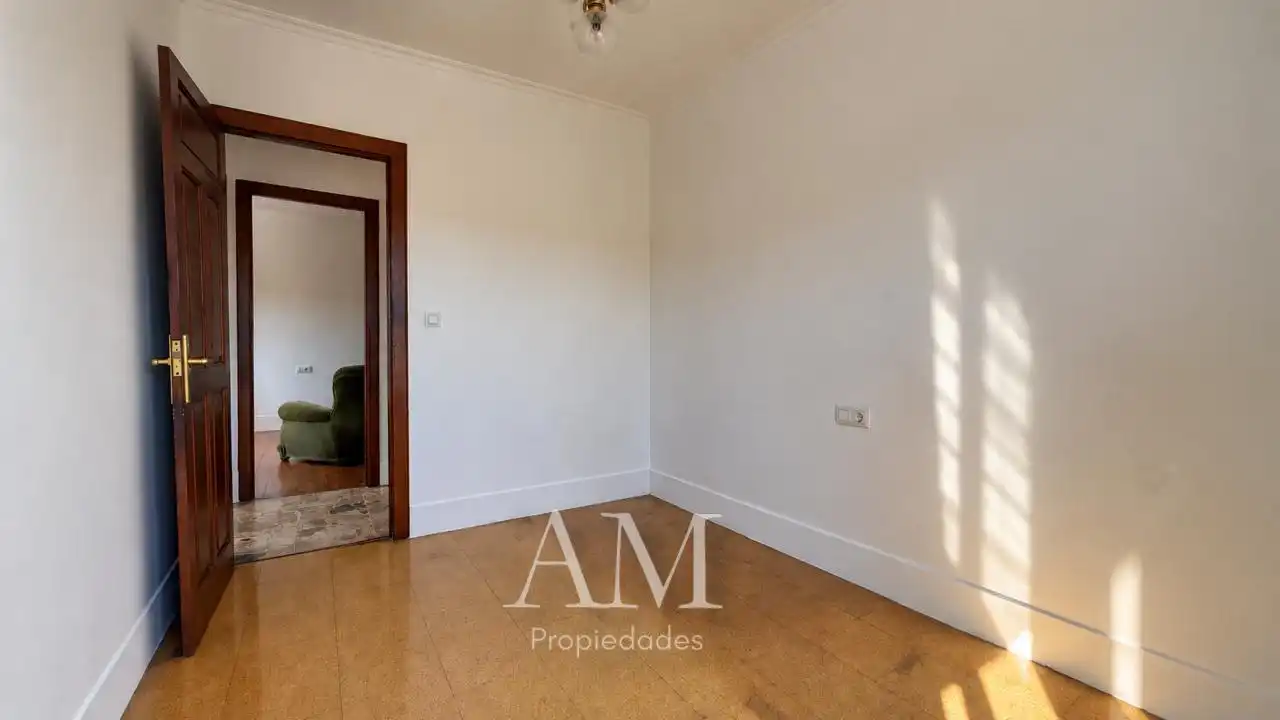 Casa o chalet en venta en Vigo  con Calefacción, Jardín privado y Terraza
