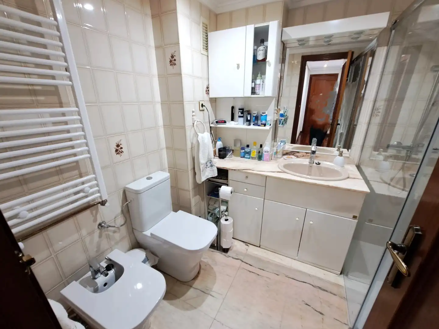 Baño de Piso en venta en Haro con Calefacción, Terraza y Trastero