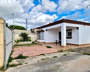 Exterior view of House or chalet for sale in Chiclana de la Frontera  with Private garden and Terrace