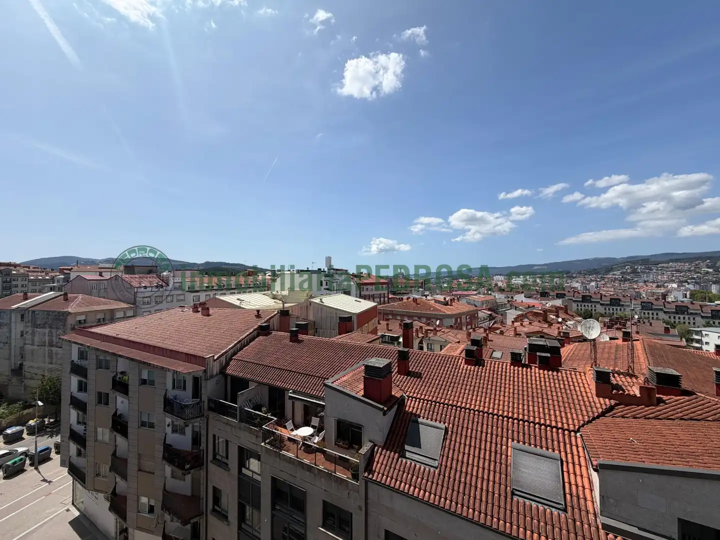 Vista exterior de Ático en venta en Pontevedra Capital  con Calefacción y Terraza