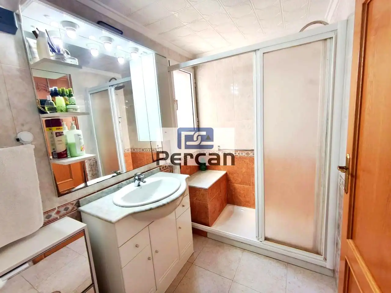 Badezimmer von Wohnung zum Verkauf in El Campello mit Klimaanlage und Möbliert