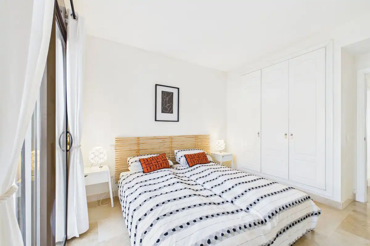 Ground floor with pool for sale in La Alcaidesa, imagen 12
