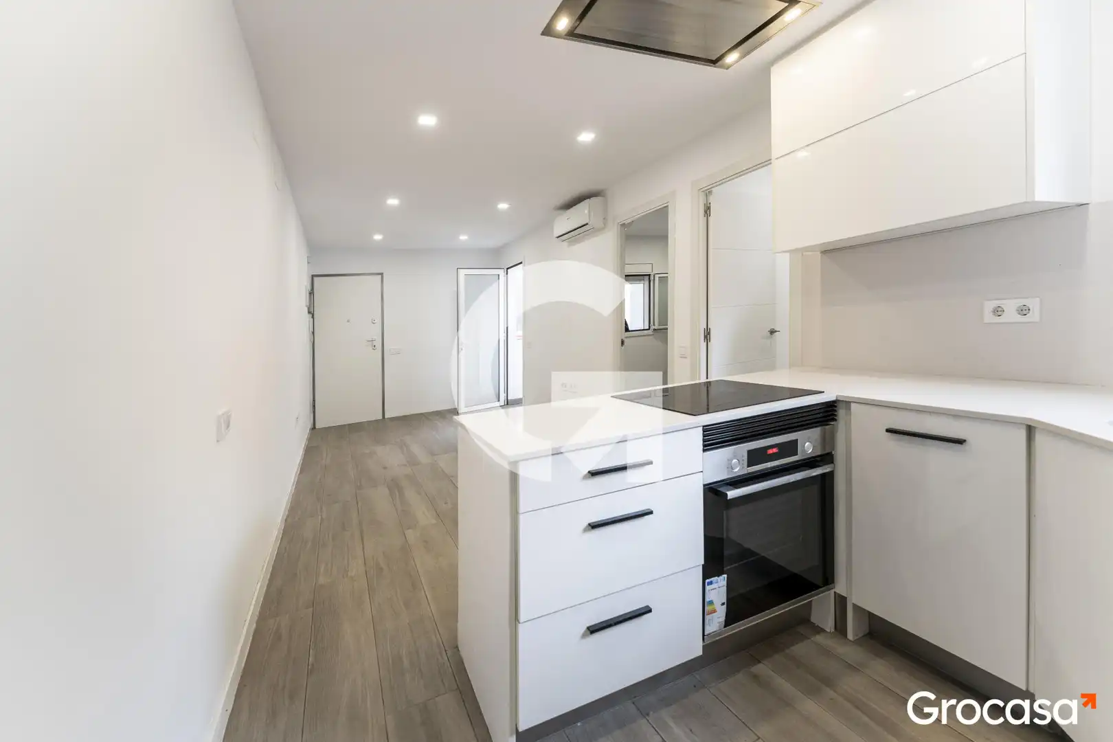 Cocina de Piso en venta en L'Hospitalet de Llobregat con Aire acondicionado, Calefacción y Horno