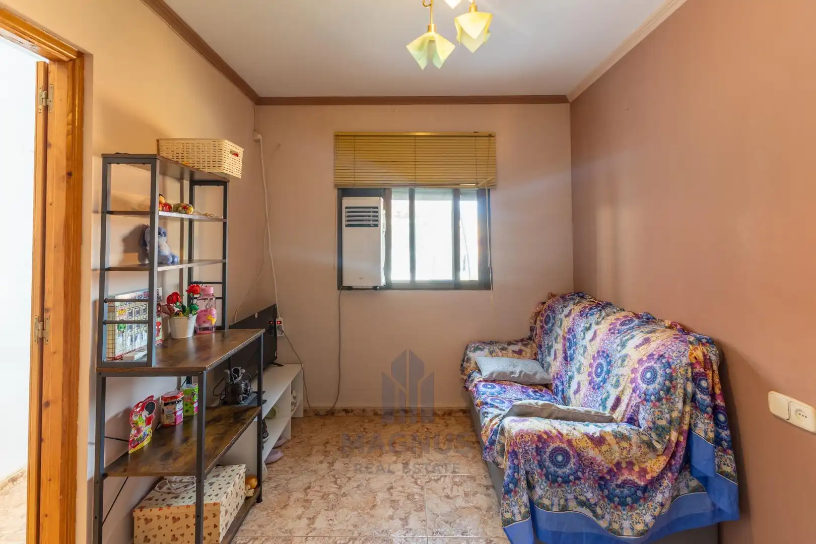 Country homes for sale in Albal  with Air Conditioner and Terrace