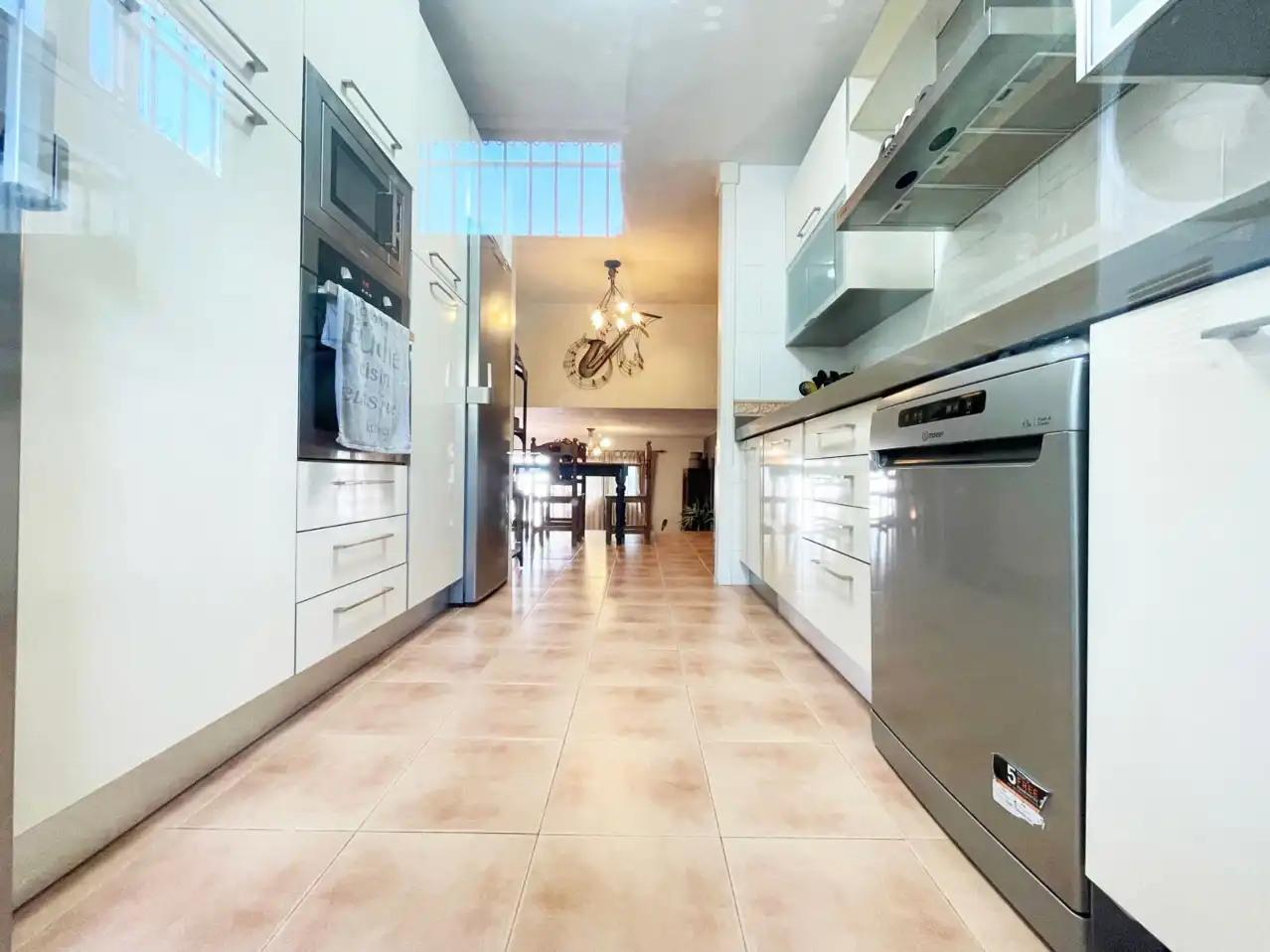 Cocina de Casa adosada en venta en Rincón de la Victoria con Jardín privado, Terraza y Trastero