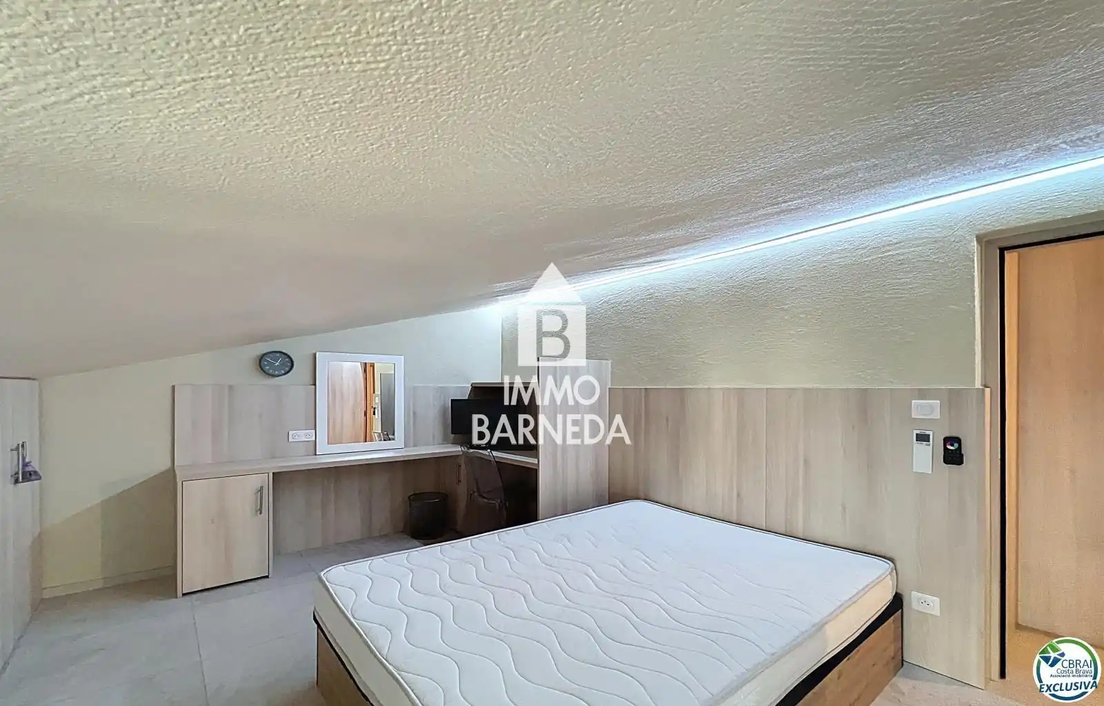 Dormitori de Casa o xalet en venda en Empuriabrava amb Aire condicionat, Calefacció i Jardí privat